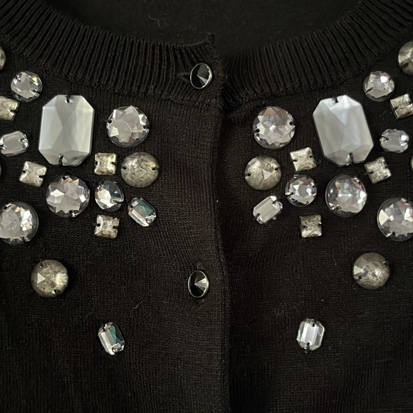 Bejeweled crop cardigan - Picture 2 of 6